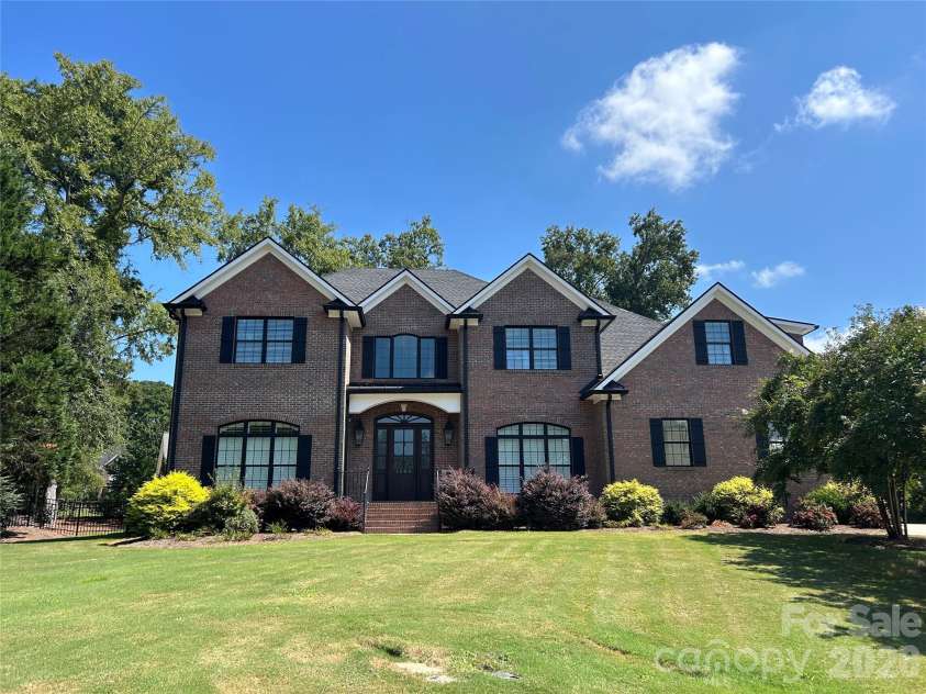 1686 Nestledown Court, Rock Hill, SC 29732.  MLS# CAR4420790, YatesRealty ID 48314. 