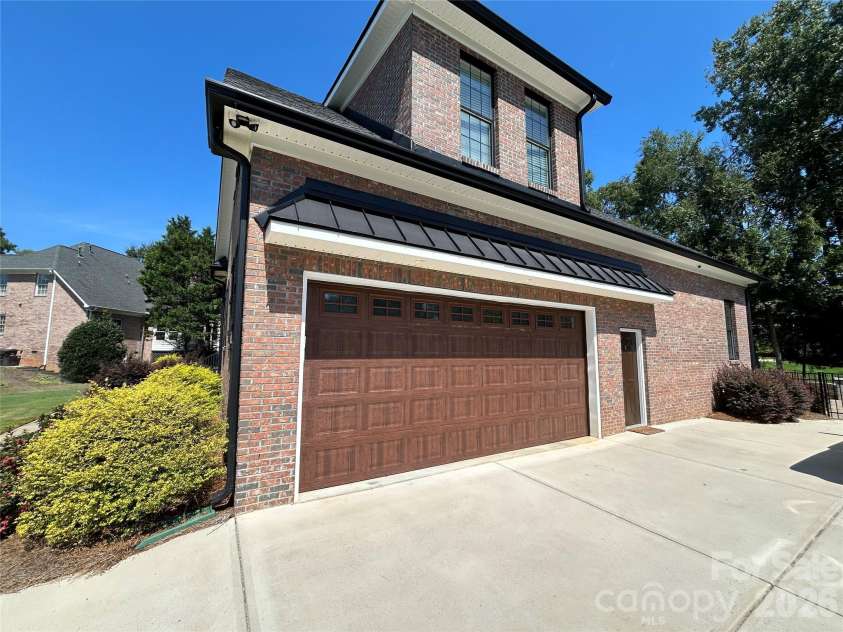 1686 Nestledown Court, Rock Hill, SC 29732.  MLS# CAR4420790, YatesRealty ID 48314. 