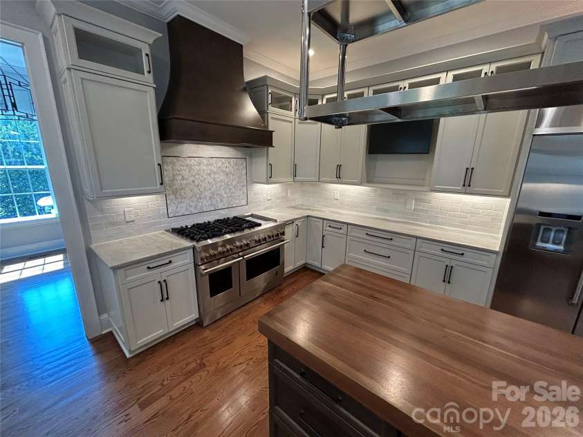 1686 Nestledown Court, Rock Hill, SC 29732.  MLS# CAR4420790, YatesRealty ID 48314. Kitchen