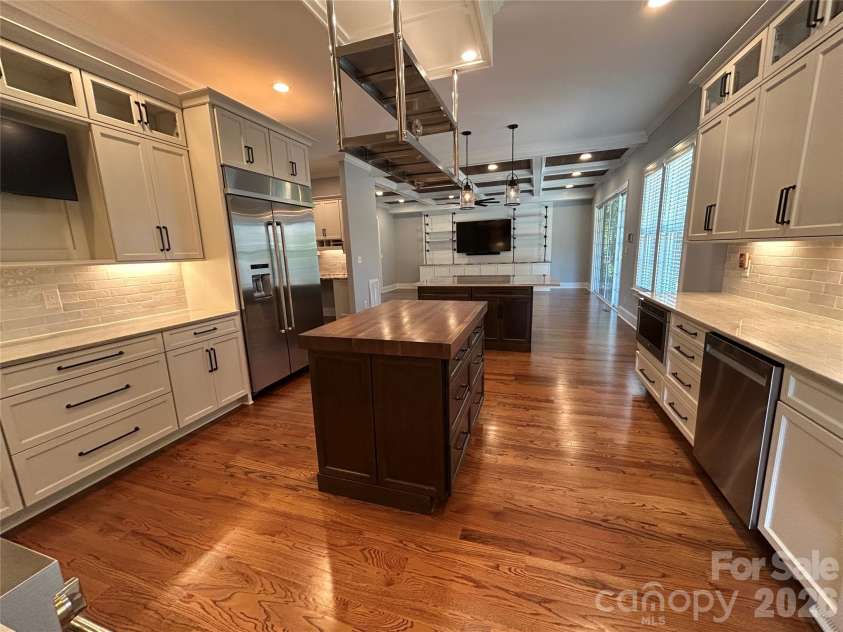 1686 Nestledown Court, Rock Hill, SC 29732.  MLS# CAR4420790, YatesRealty ID 48314. Kitchen