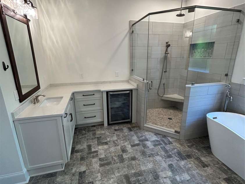 1686 Nestledown Court, Rock Hill, SC 29732.  MLS# CAR4420790, YatesRealty ID 48314. Primary Bathroom