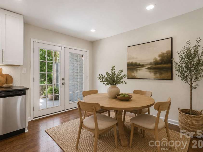 1741 Herrin Avenue, Charlotte, NC 28205.  MLS# CAR4420142, YatesRealty ID 48319. Eat-In Kitchen - Digital Staging