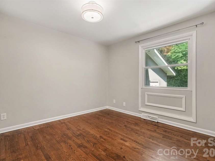 1741 Herrin Avenue, Charlotte, NC 28205.  MLS# CAR4420142, YatesRealty ID 48319. Secondary Bedroom