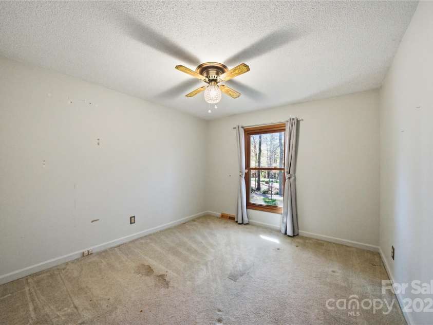 1704 Charles Raper Jonas Highway, Mount Holly, NC 28120.  MLS# CAR4320987, YatesRealty ID 4832. 