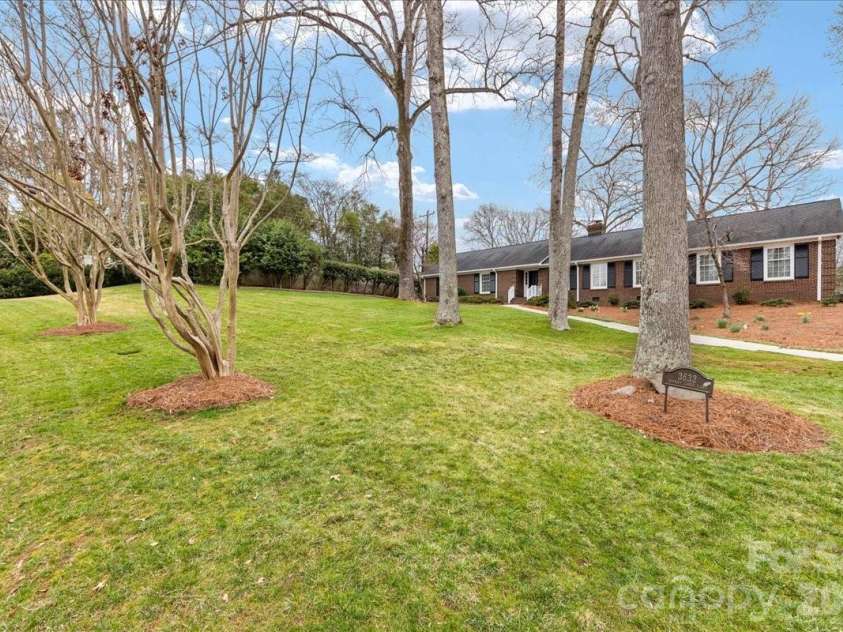 3632 Johnny Cake Lane, Charlotte, NC 28226.  MLS# CAR4345575, YatesRealty ID 4832. 