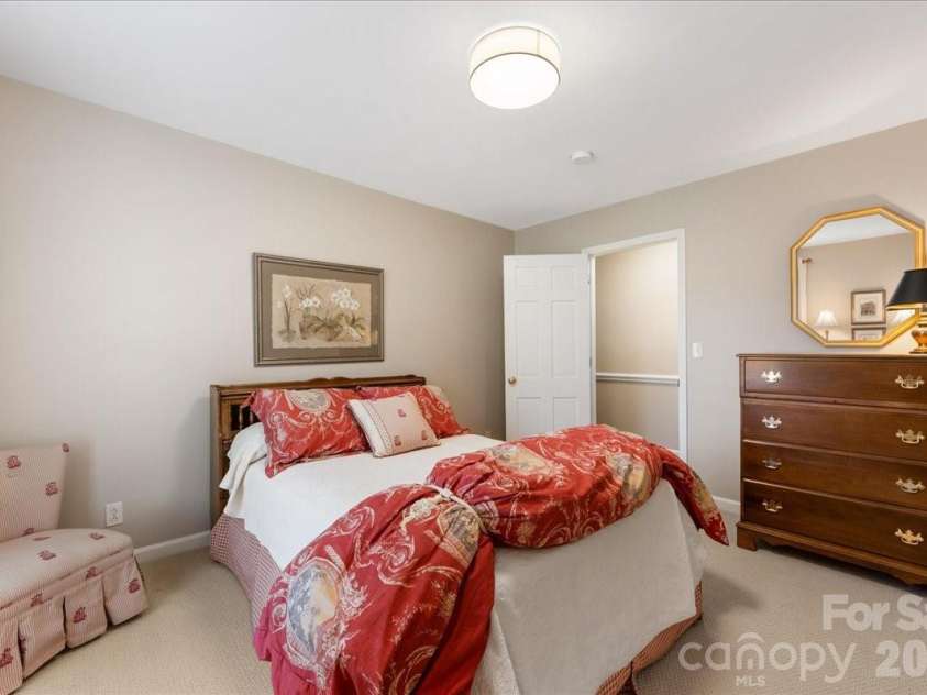 3632 Johnny Cake Lane, Charlotte, NC 28226.  MLS# CAR4345575, YatesRealty ID 4832. 