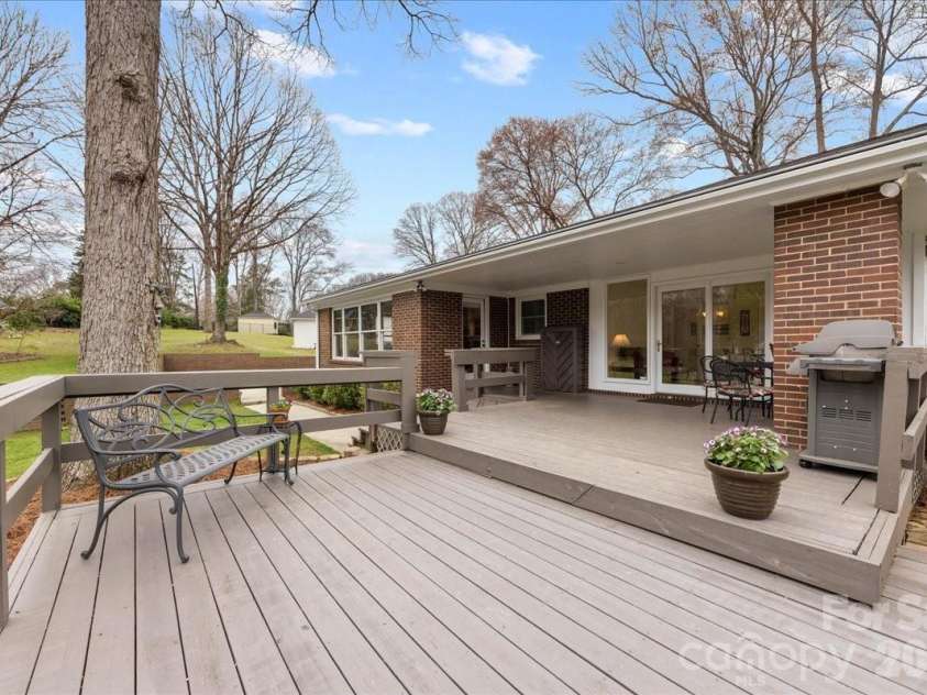 3632 Johnny Cake Lane, Charlotte, NC 28226.  MLS# CAR4345575, YatesRealty ID 4832. Multilevel rear deck