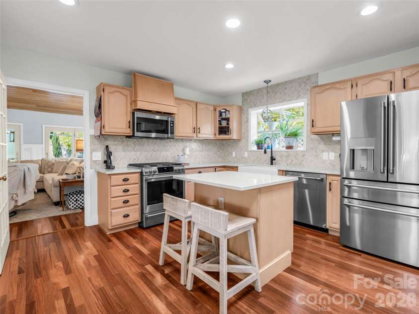2365 Rosemont Court, Hendersonville, NC 28791.  MLS# CAR4420788, YatesRealty ID 48320. 