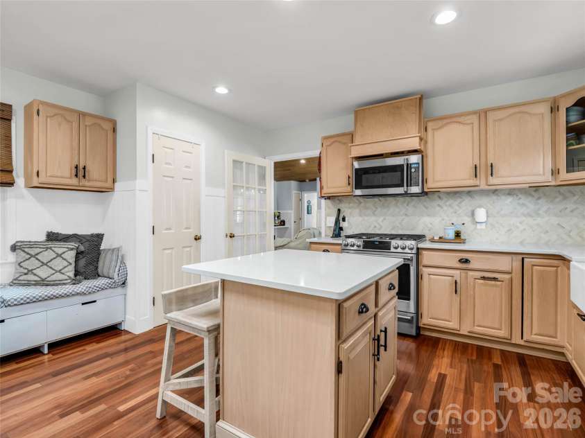 2365 Rosemont Court, Hendersonville, NC 28791.  MLS# CAR4420788, YatesRealty ID 48320. 