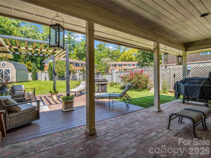 2365 Rosemont Court, Hendersonville, NC 28791.  MLS# CAR4420788, YatesRealty ID 48320. 