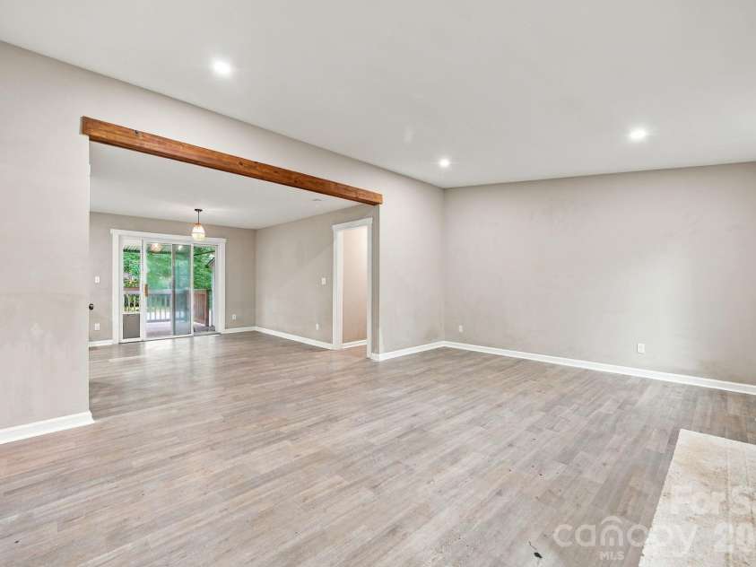 600 Briar Creek Road, Gastonia, NC 28056.  MLS# CAR4419707, YatesRealty ID 48321. 
