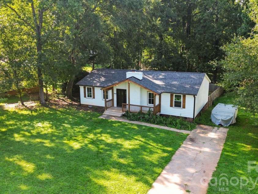 600 Briar Creek Road, Gastonia, NC 28056.  MLS# CAR4419707, YatesRealty ID 48321. 