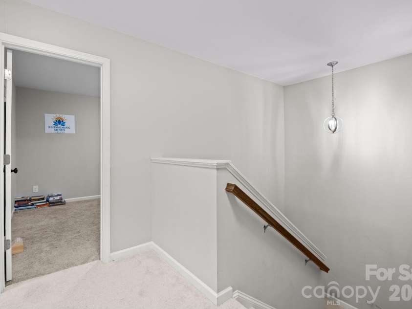 865 Winterside Lane, Winston Salem, NC 27107.  MLS# CAR4418707, YatesRealty ID 48323. 