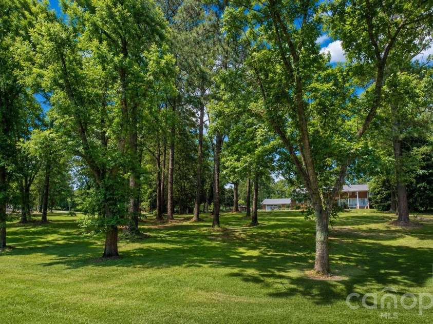 201 Main Street, Mount Gilead, NC 27306.  MLS# CAR4419381, YatesRealty ID 48324. 