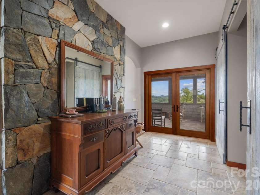 712 Frank Rector Road, Marshall, NC 28753.  MLS# CAR4419520, YatesRealty ID 48325. 