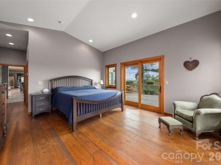 712 Frank Rector Road, Marshall, NC 28753.  MLS# CAR4419520, YatesRealty ID 48325. 