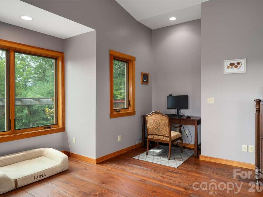 712 Frank Rector Road, Marshall, NC 28753.  MLS# CAR4419520, YatesRealty ID 48325. 