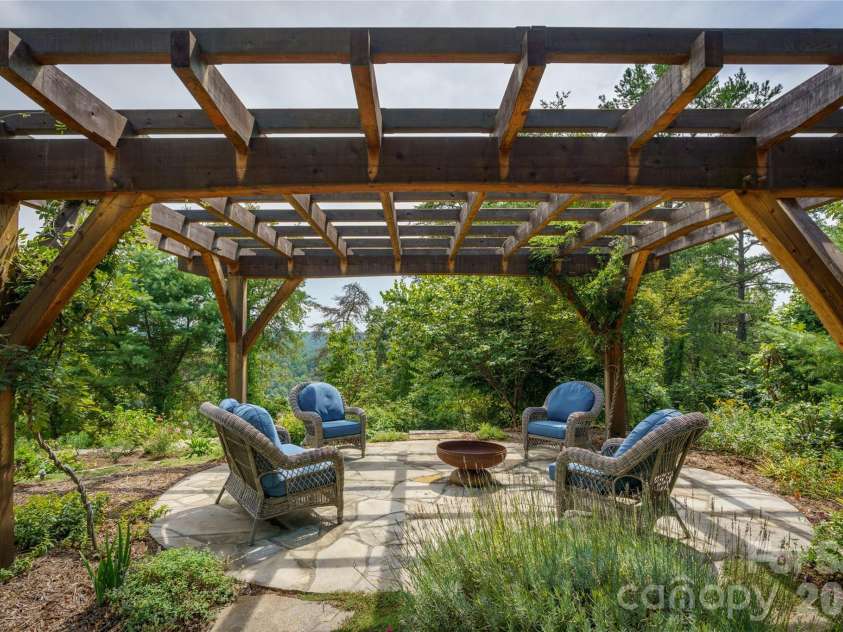 712 Frank Rector Road, Marshall, NC 28753.  MLS# CAR4419520, YatesRealty ID 48325. 