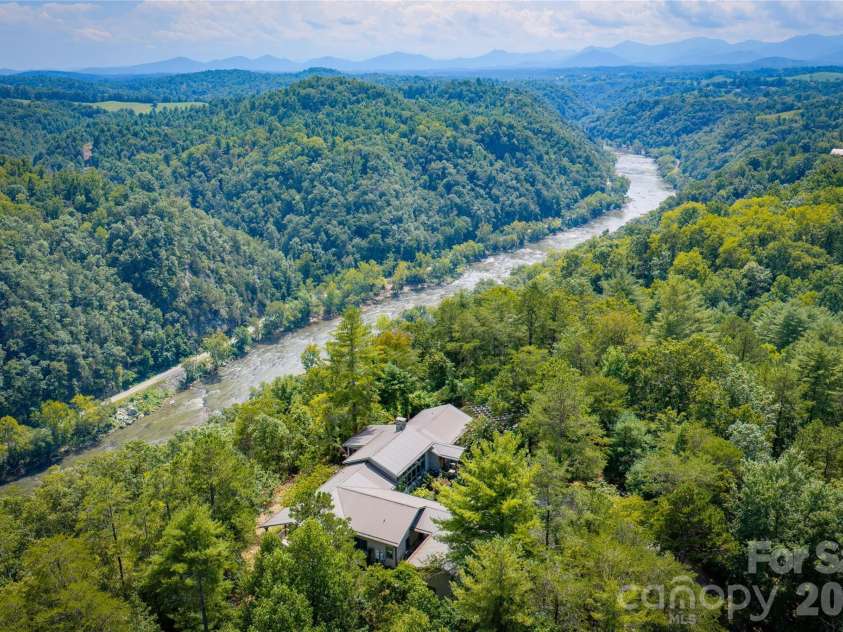 712 Frank Rector Road, Marshall, NC 28753.  MLS# CAR4419520, YatesRealty ID 48325. 