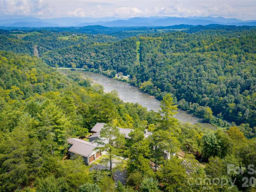 712 Frank Rector Road, Marshall, NC 28753.  MLS# CAR4419520, YatesRealty ID 48325. 