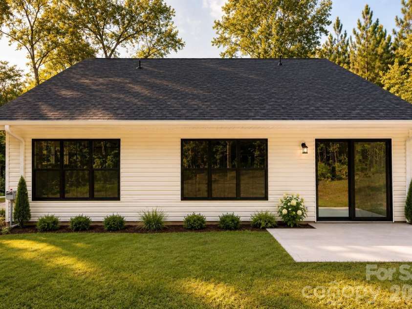 225 Silver Creek Road, Concord, NC 28025.  MLS# CAR4420548, YatesRealty ID 48327. 