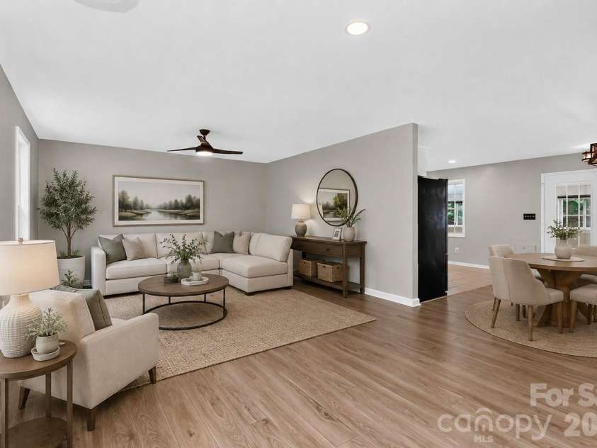 176 Toucan Road, Mooresville, NC 28117.  MLS# CAR4420757, YatesRealty ID 48328. Virtually Staged