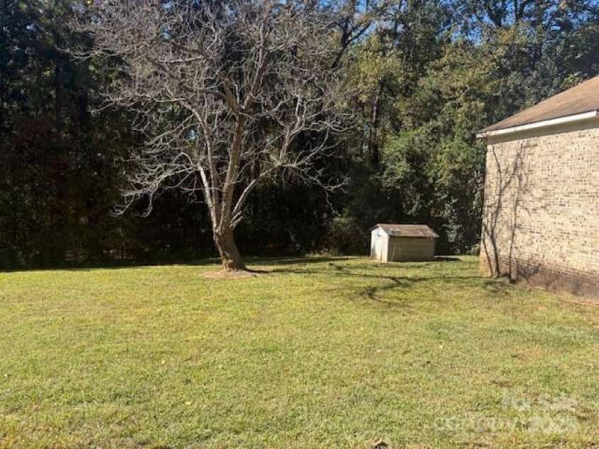 1728 Nc 109 Highway, Wadesboro, NC 28170.  MLS# CAR4316676, YatesRealty ID 4833. 