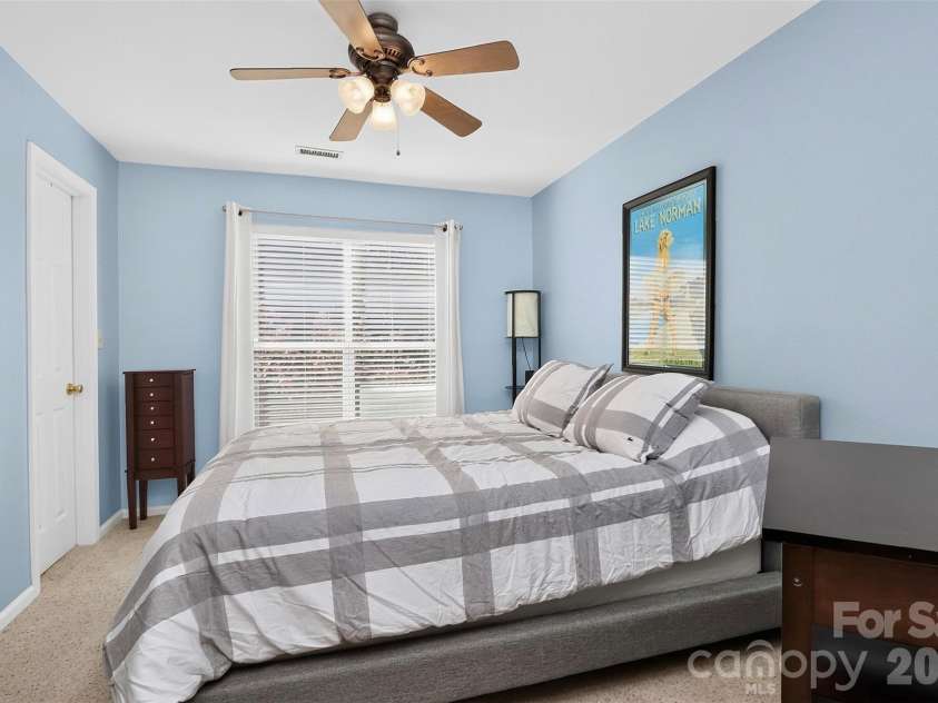 763 Southwest Drive, Davidson, NC 28036.  MLS# CAR4420353, YatesRealty ID 48330. 