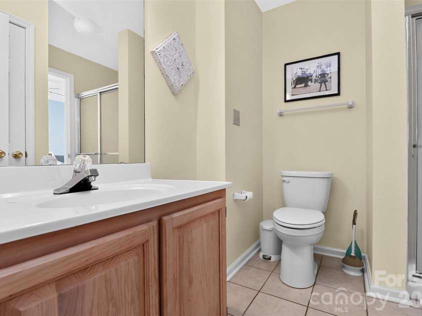 763 Southwest Drive, Davidson, NC 28036.  MLS# CAR4420353, YatesRealty ID 48330. 