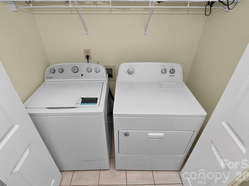 763 Southwest Drive, Davidson, NC 28036.  MLS# CAR4420353, YatesRealty ID 48330. 