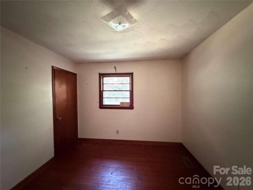 4736 Crowders Crest Drive, Gastonia, NC 28052.  MLS# CAR4420846, YatesRealty ID 48331. 