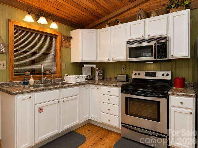 218 Tuskeegee Acres Road, Robbinsville, NC 28771.  MLS# CAR4420731, YatesRealty ID 48332. 