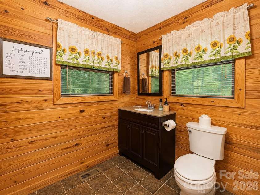 218 Tuskeegee Acres Road, Robbinsville, NC 28771.  MLS# CAR4420731, YatesRealty ID 48332. 