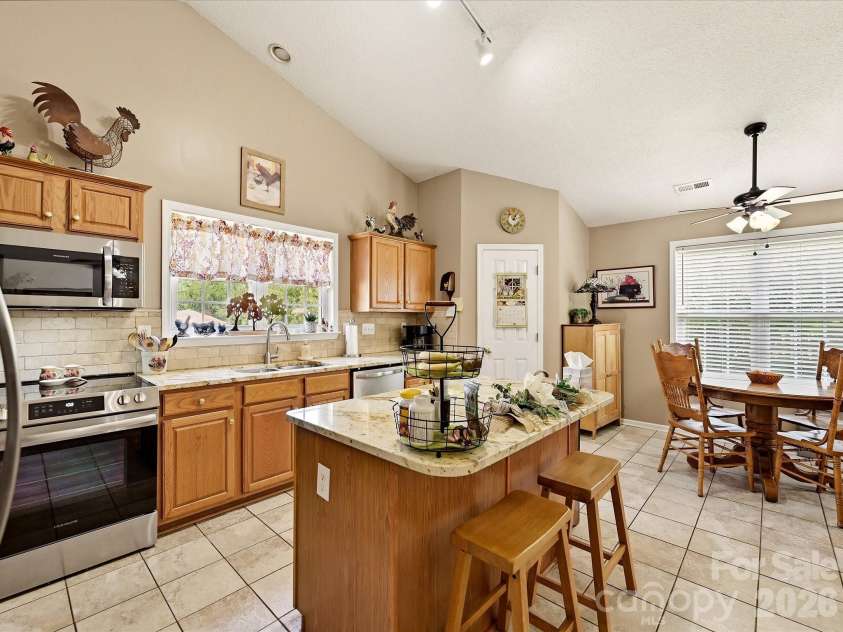 5759 Heron Point Place, Concord, NC 28025.  MLS# CAR4420026, YatesRealty ID 48333. 