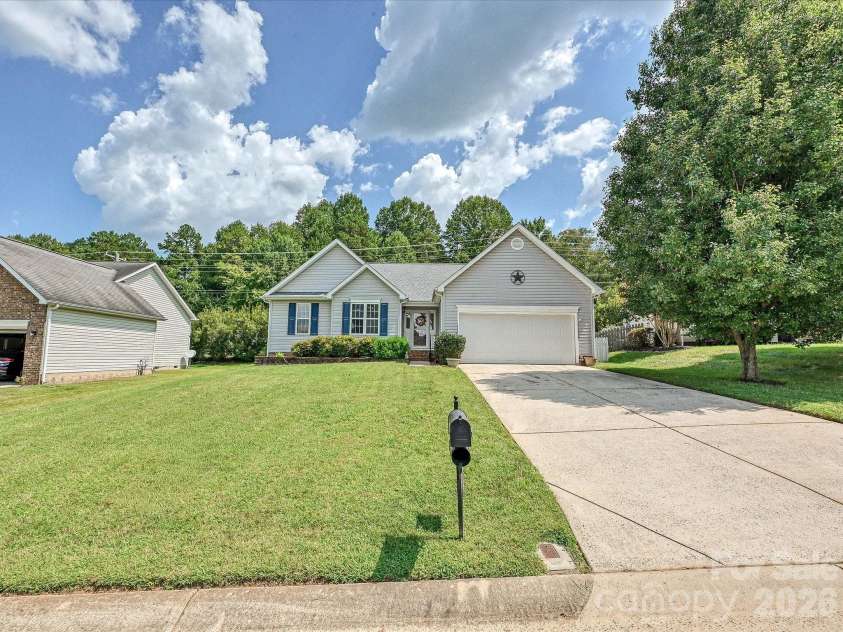 5759 Heron Point Place, Concord, NC 28025.  MLS# CAR4420026, YatesRealty ID 48333. 