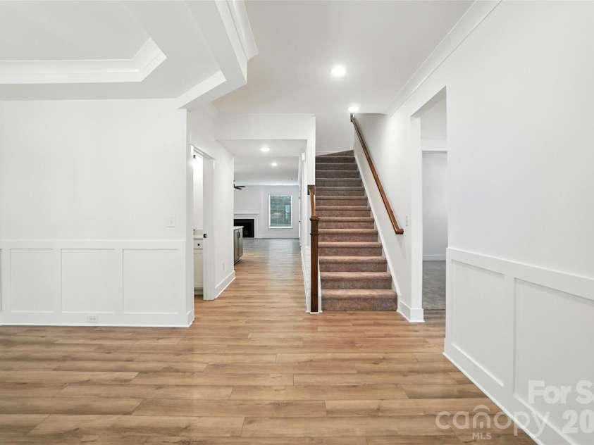 162 Clark Cove Road, Statesville, NC 28677.  MLS# CAR4420589, YatesRealty ID 48334. 