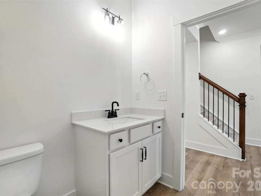 162 Clark Cove Road, Statesville, NC 28677.  MLS# CAR4420589, YatesRealty ID 48334. 