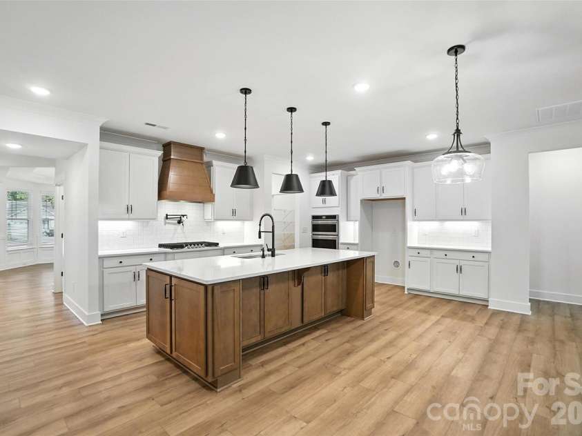 162 Clark Cove Road, Statesville, NC 28677.  MLS# CAR4420589, YatesRealty ID 48334. 