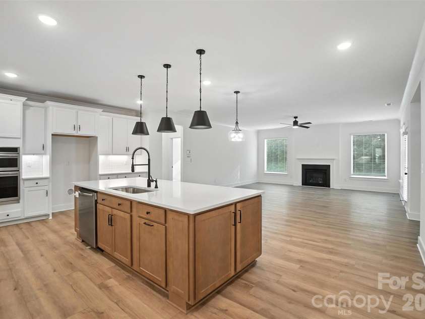 162 Clark Cove Road, Statesville, NC 28677.  MLS# CAR4420589, YatesRealty ID 48334. 
