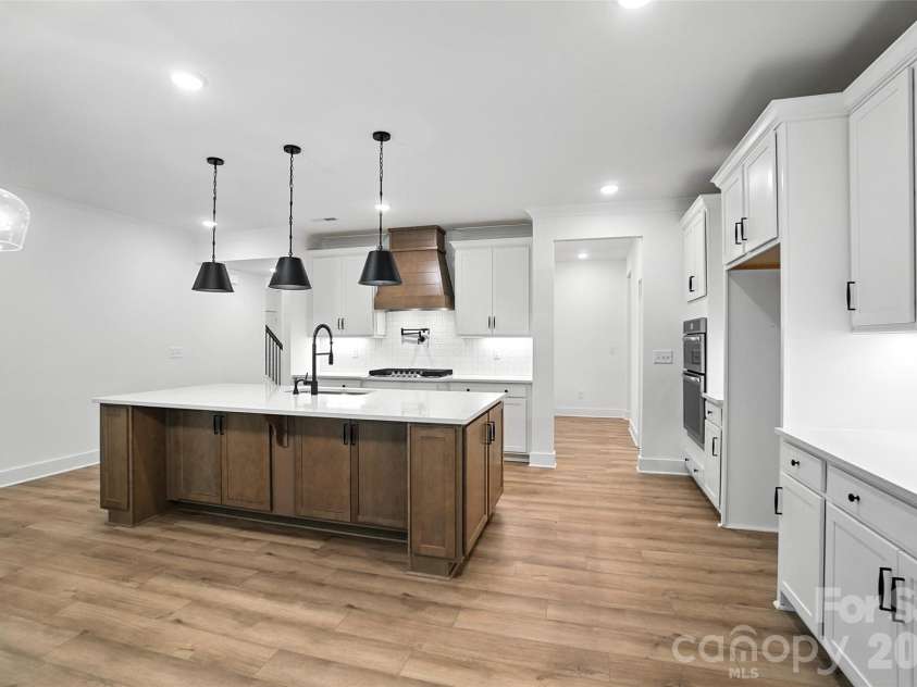162 Clark Cove Road, Statesville, NC 28677.  MLS# CAR4420589, YatesRealty ID 48334. 