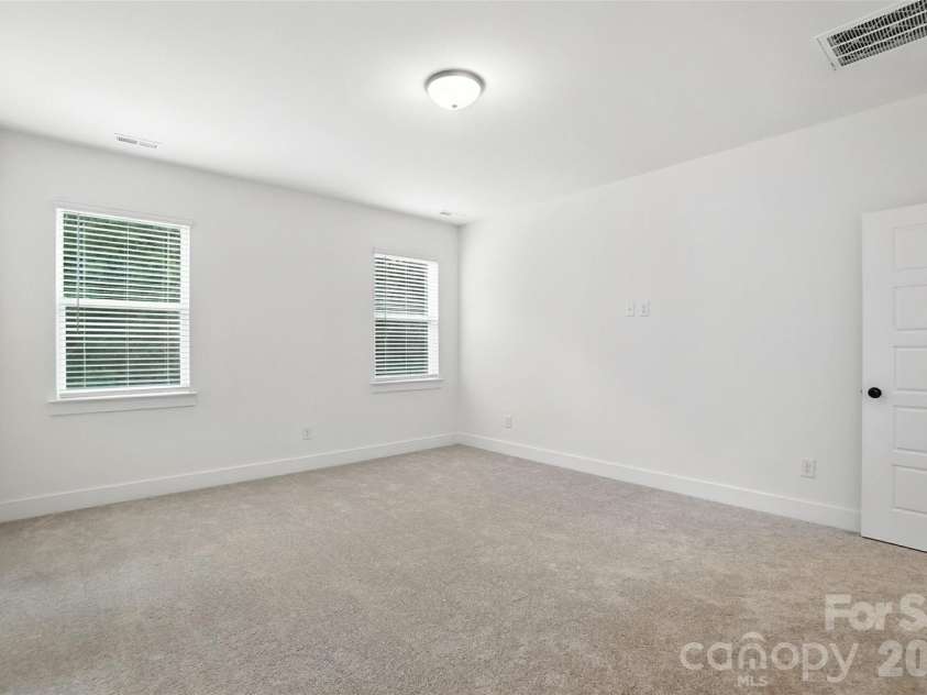 162 Clark Cove Road, Statesville, NC 28677.  MLS# CAR4420589, YatesRealty ID 48334. 