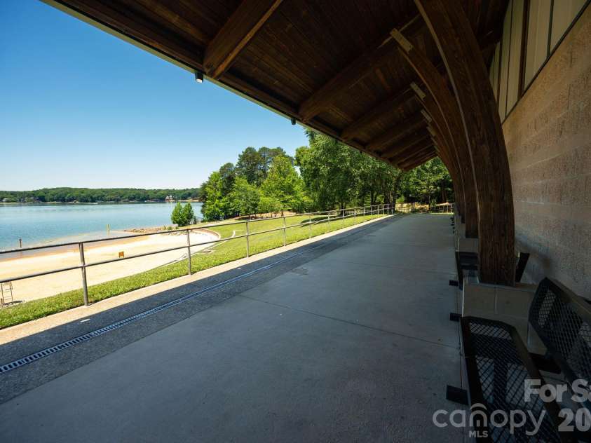 162 Clark Cove Road, Statesville, NC 28677.  MLS# CAR4420589, YatesRealty ID 48334. 
