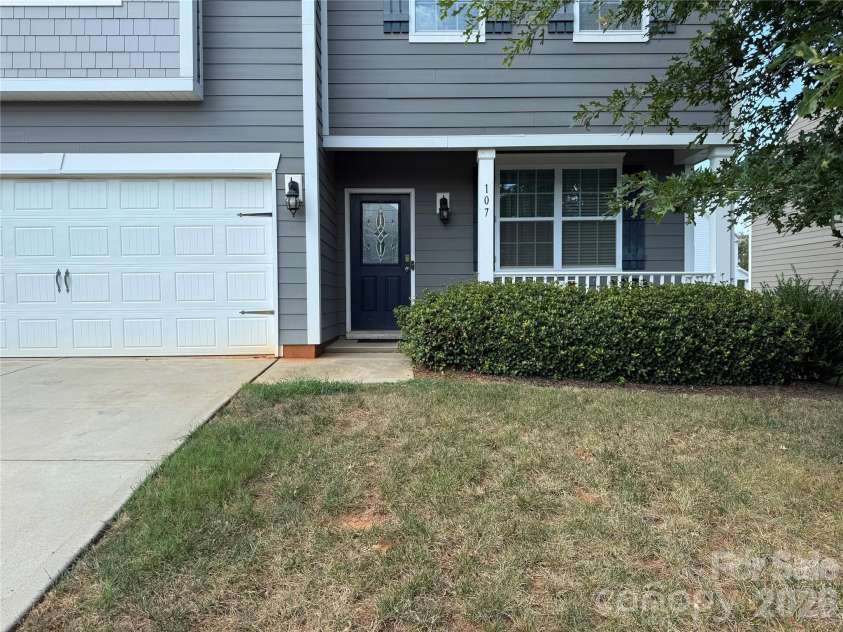 107 Longleaf Drive, Mooresville, NC 28117.  MLS# CAR4420339, YatesRealty ID 48336. Front door