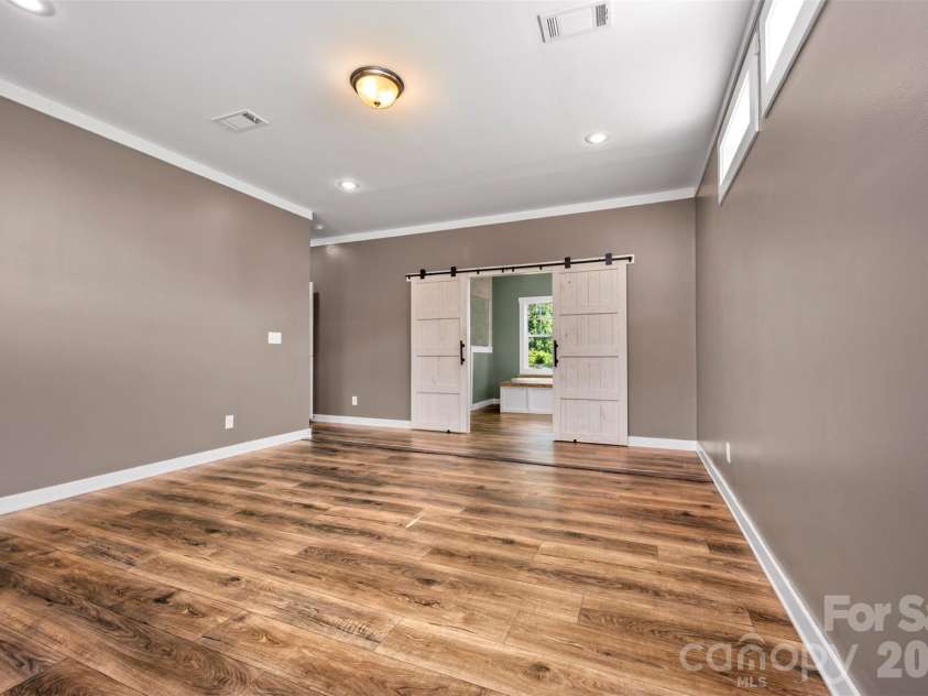 161 Willow Way, Forest City, NC 28043.  MLS# CAR4420634, YatesRealty ID 48337. 