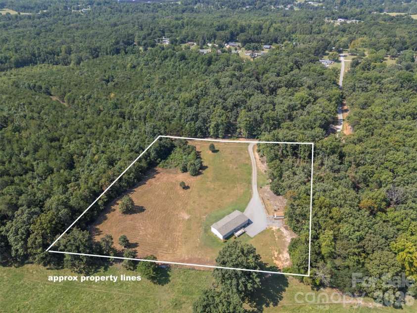 161 Willow Way, Forest City, NC 28043.  MLS# CAR4420634, YatesRealty ID 48337. 