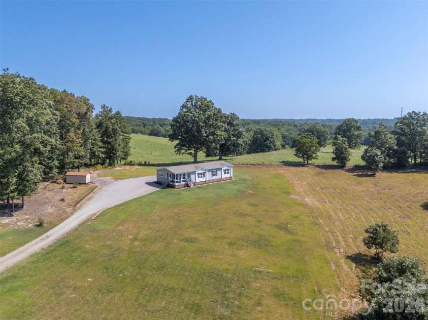 161 Willow Way, Forest City, NC 28043.  MLS# CAR4420634, YatesRealty ID 48337. 