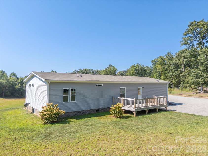 161 Willow Way, Forest City, NC 28043.  MLS# CAR4420634, YatesRealty ID 48337. 