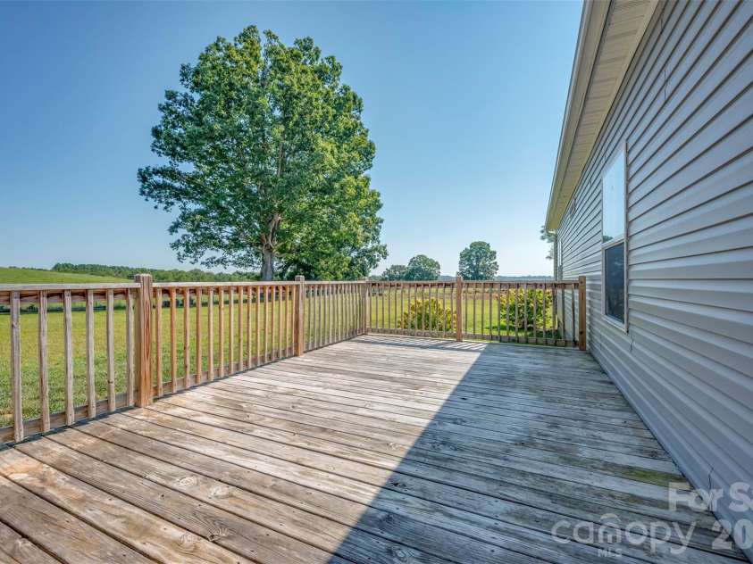 161 Willow Way, Forest City, NC 28043.  MLS# CAR4420634, YatesRealty ID 48337. 