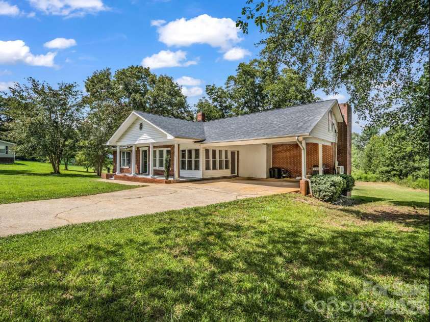 1544 OLD US 221A Highway, Mooresboro, NC 28114.  MLS# CAR4420887, YatesRealty ID 48338. 