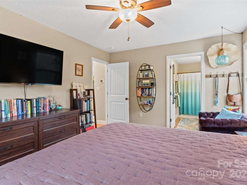 11 Mandy Lane, Weaverville, NC 28787.  MLS# CAR4234922, YatesRealty ID 4834. 